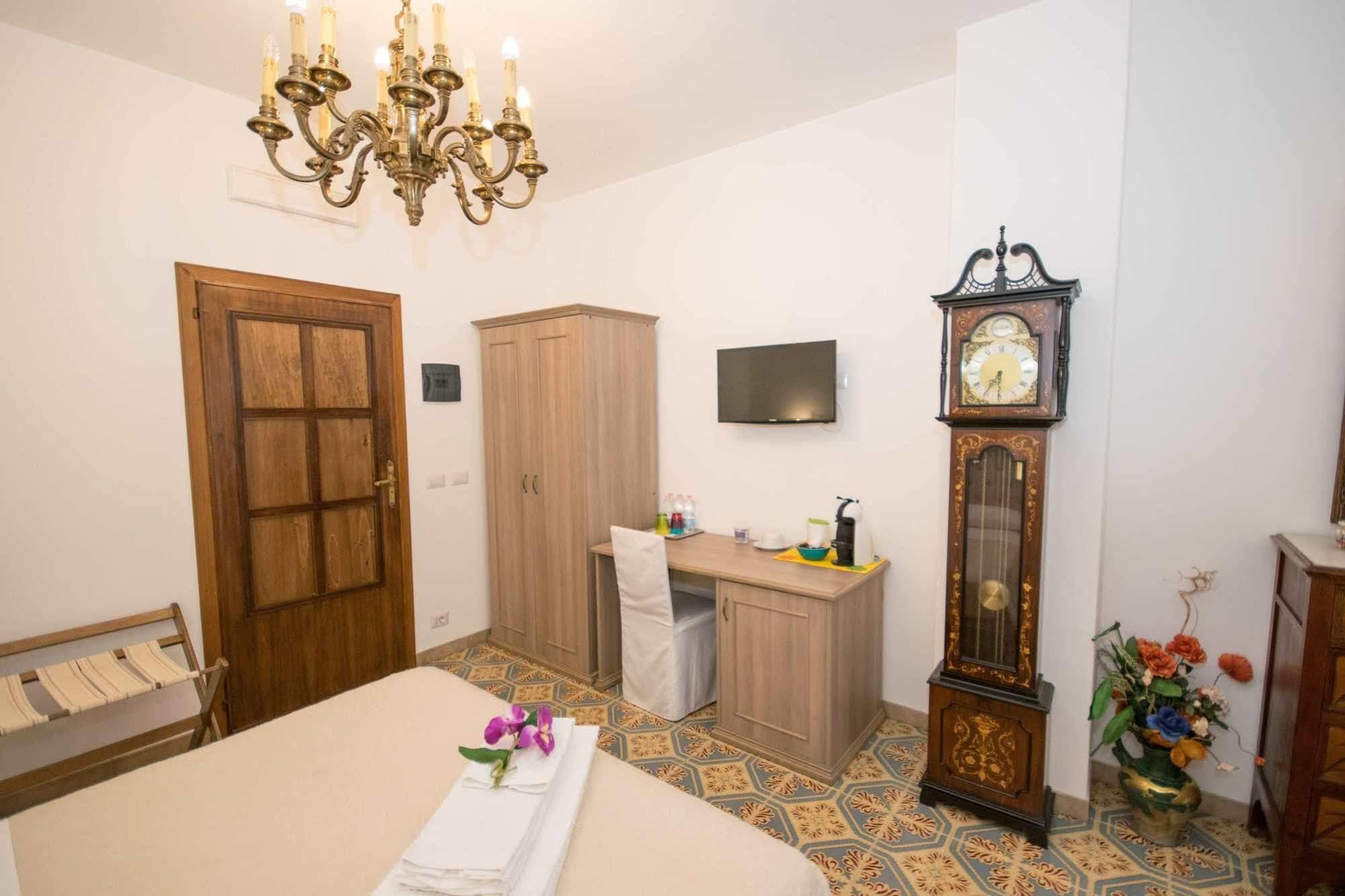 B&B Il Muro Vecchio Джардини-Наксос Экстерьер фото